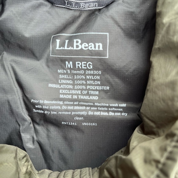 LL Bean packable puffer vest - Picture 4 of 5